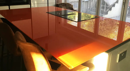 Glass Worktops: The Stylish and Durable Choice for Your UK Kitchen - CreoGlass®