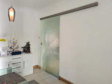 Eclipse Curve - Single Sliding Glass Door - Frameless - CreoGlass®