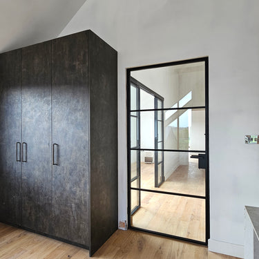 Reflex View – Single Hinged Door with Latch and Frame - PMF