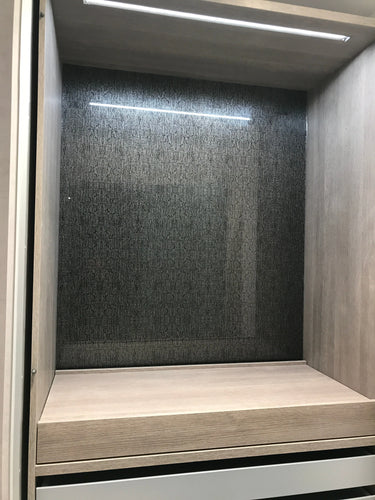 Obsidian Black - Italian Splashback - Bespoke - CreoGlass®