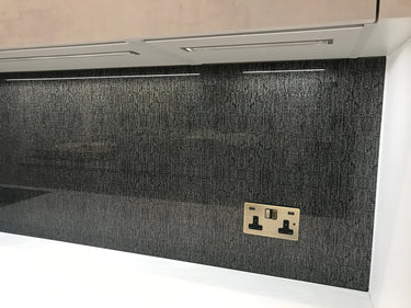 Obsidian Black - Italian Splashback - Bespoke - CreoGlass®