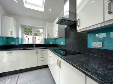 Aqua Blue - Colour Glass Splashback – Bespoke - CreoGlass®