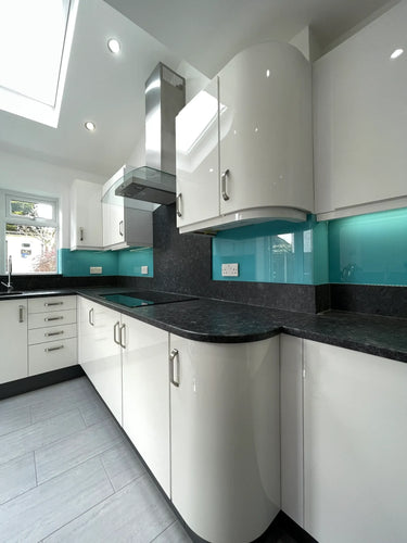 Aqua Blue - Colour Glass Splashback – Bespoke - CreoGlass®