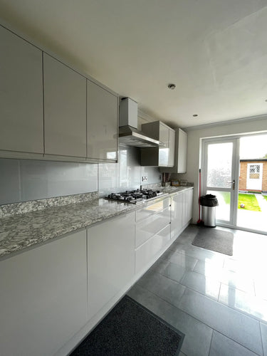 Smoke Grey - Metallic Splashback - Bespoke - CreoGlass®