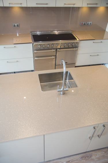 Antelope 10mm Glossy Glass Worktop - CreoGlass®