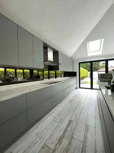 Bronze Toughened Mirror Splashback - Bespoke - CreoGlass®
