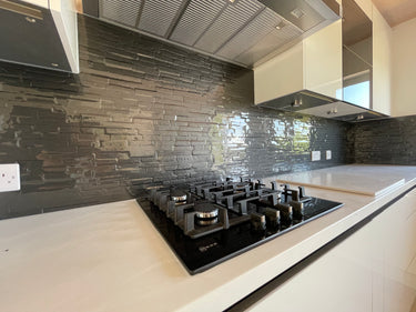 Black Slate - Kiln Splashback - Bespoke - CreoGlass®
