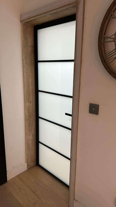 Frost Aura – Single Hinged Door with Latch and Frame – internal steel and glass door, photo 1