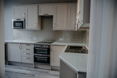 Deep Silver - Mica Splashback - Bespoke - CreoGlass®