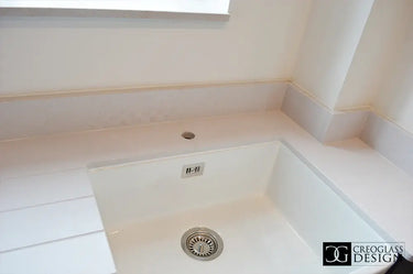 White Plain Colour 10mm Silestone Quartz Worktop - CreoGlass®