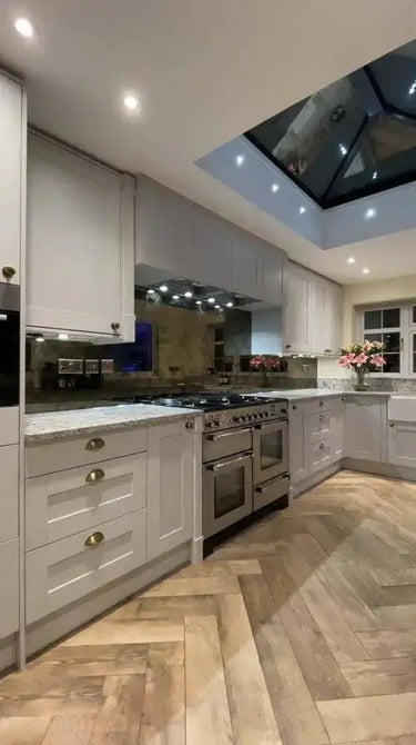 Antique Toughened Mirror - Bronze - splashback - 8 - Bespoke - CreoGlass®