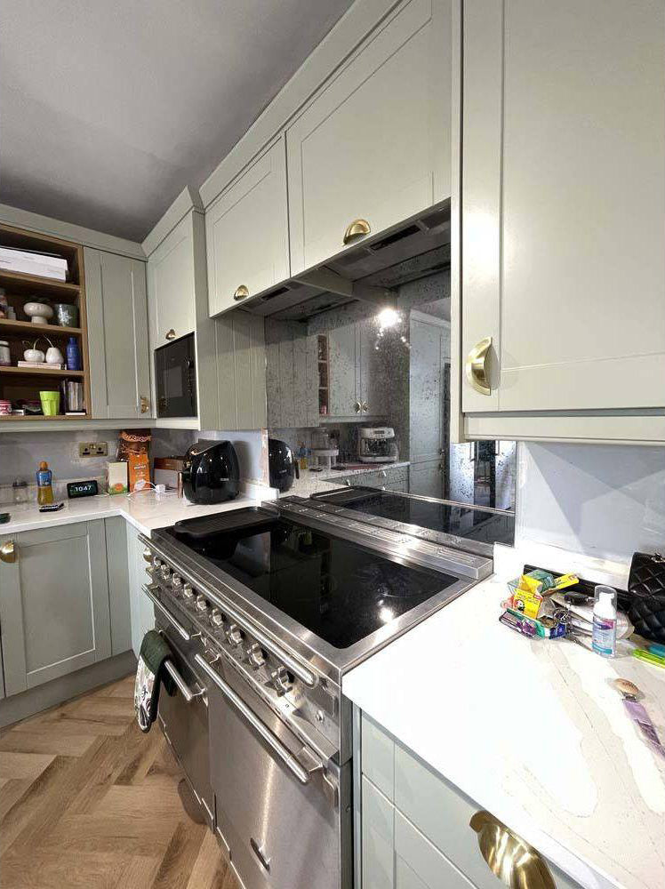 Antique Toughened Mirror - Silver - splashback - 4 - Bespoke