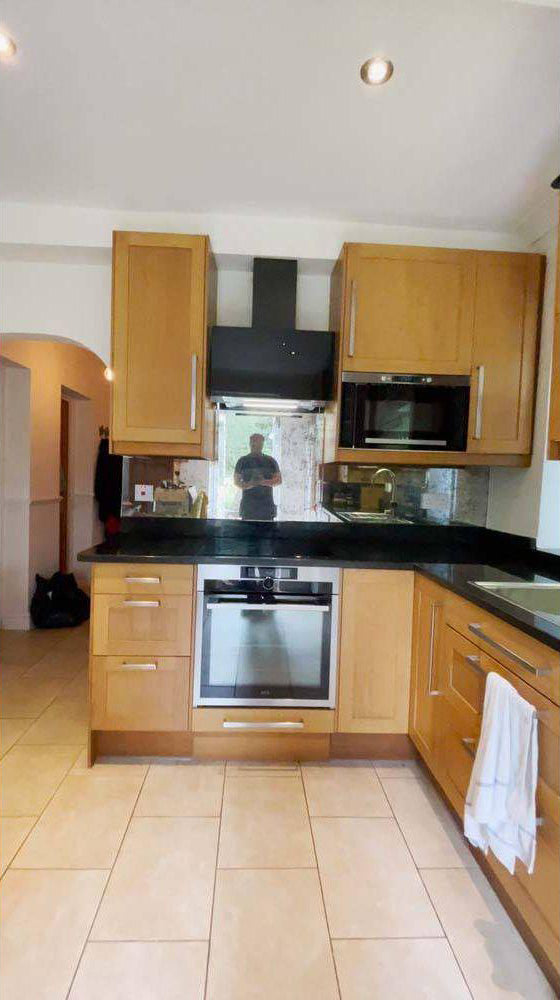 Antique Toughened Mirror - Silver - splashback - 4 - Bespoke