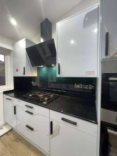 Black to Teal - Gradient - Splashback - Bespoke - CreoGlass®