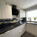 Gold - Famida - Splashback - Bespoke - CreoGlass®