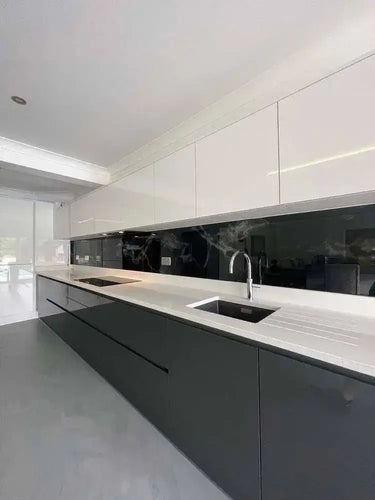 Silver - Black Opera Splashback - Bespoke - CreoGlass®