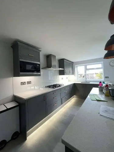 White Colour Glass Splashback - Bespoke - CreoGlass®
