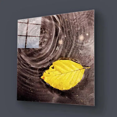 Fallen Autumn Leaf on Water Glass Wall Art - DIY - CreoGlass®