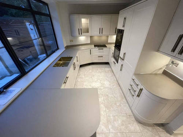 Antelope Plain Colour 10mm Scratch Resistant Glass Worktop - CreoGlass®