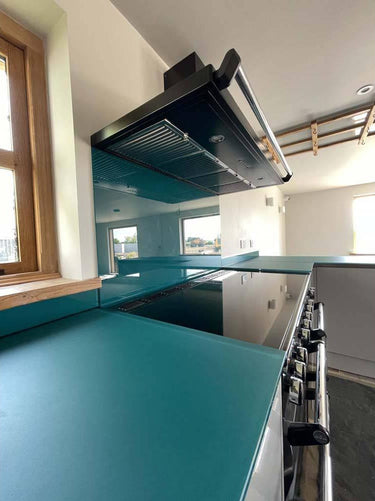 Scarab Plain Colour 10mm Scratch Resistant Glass Worktop - CreoGlass®