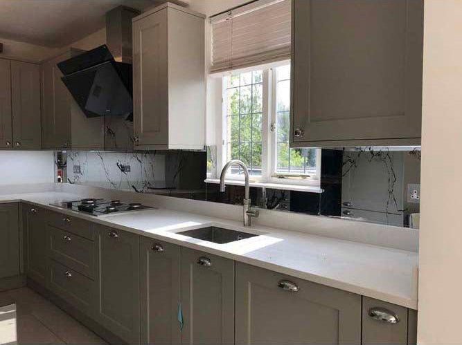 Marble Patterned Toughened Mirror - Silver - Bespoke