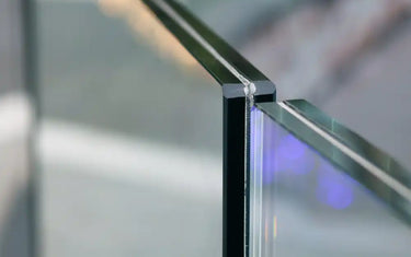 laminated glass balustrade closeup