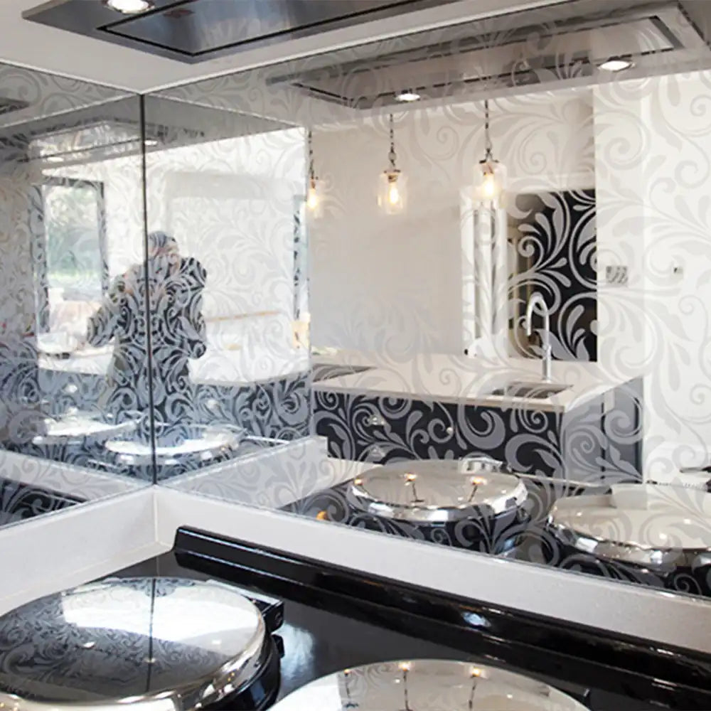 Patterned Mirror Splashbacks - CreoGlass®