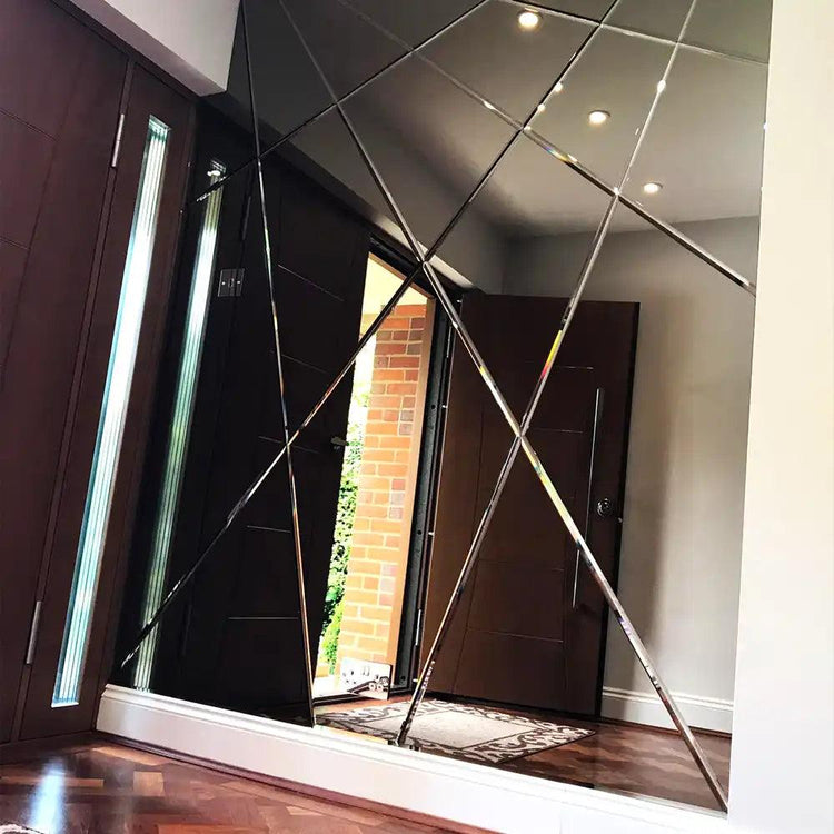 Feature Mirror Walls - CreoGlass®