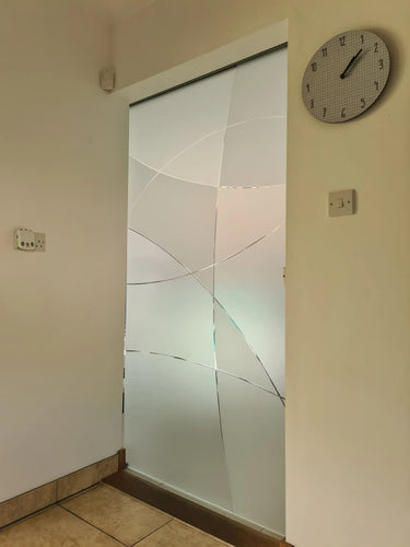 Eclipse Curve - Single Sliding Glass Door - Frameless - CreoGlass®