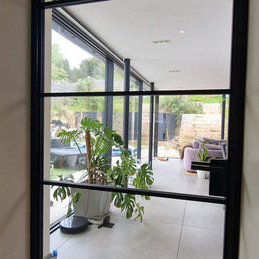 Aura Grid – Single Hinged Door with Latch and Frame – PMF