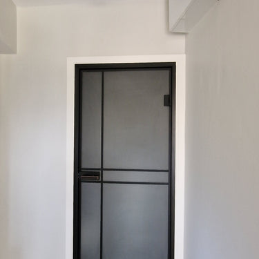 Frost Luxe – Single Hinged Door with Latch and Frame – PMF