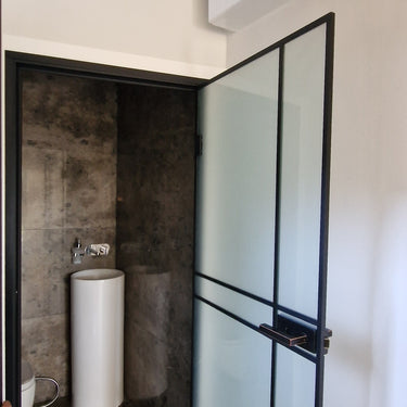 Frost Luxe – Single Hinged Door with Latch and Frame – PMF