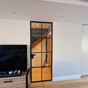 Skyline Frame – Single Hinged Door with Latch and Frame – PMF