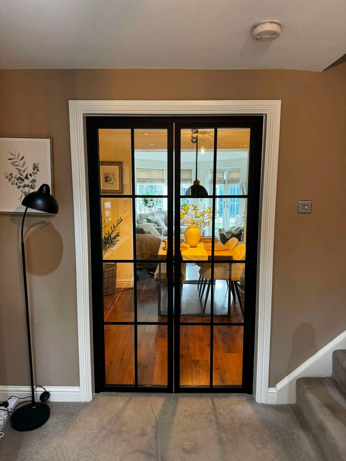Linear Edge – Double Hinged Glass Door with Handle and Frame – internal steel and glass door, photo 1