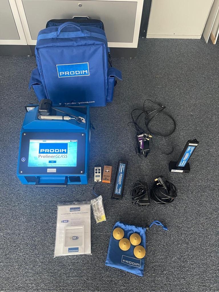 PRODIM ProlinerGLASS measurement system with accessories and carrying bag for glass installations