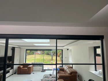 Urban Grid – Double Sliding Glass Doors with Two Side Panels – PMF - CreoGlass®