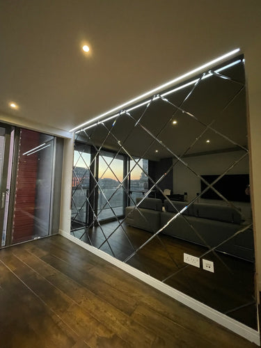 Diamond Cut - Wall Mirror - CreoGlass®
