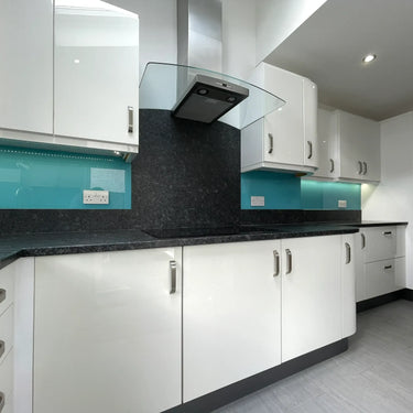 Aqua Blue - Colour Glass Splashback – Bespoke - CreoGlass®