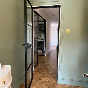 Aspect Grid – Single Hinged Door with Latch and Frame – PMF