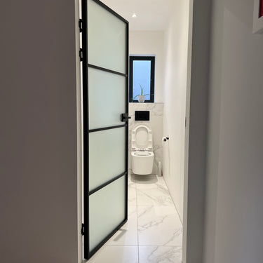 Frost Linea – Single Hinged Door with Latch and Frame – PMF