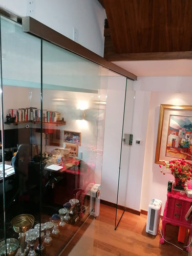 Infinity Clear - Single Sliding Glass Door - Frameless - CreoGlass®