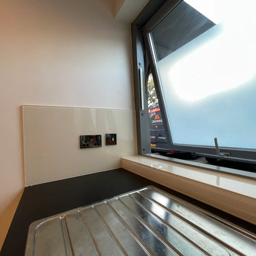 Ivory Cream Colour Glass Splashback – Bespoke - CreoGlass®