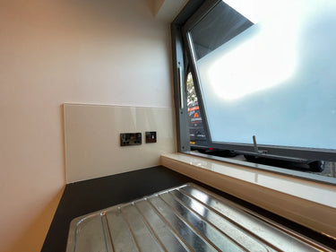 Ivory Cream Colour Glass Splashback – Bespoke - CreoGlass®