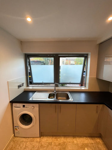 Ivory Cream Colour Glass Splashback – Bespoke - CreoGlass®