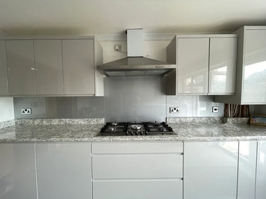 Smoke Grey - Metallic Splashback - Bespoke - CreoGlass®