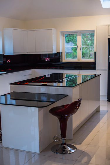 Obsidian Thread 10mm Fibres Worktop - CreoGlass®