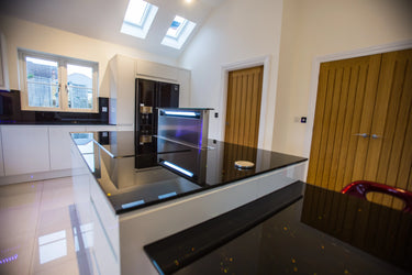 Obsidian Thread 10mm Fibres Worktop - CreoGlass®