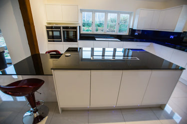Obsidian Thread 10mm Fibres Worktop - CreoGlass®