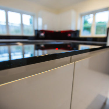 Obsidian Thread 10mm Fibres Worktop - CreoGlass®