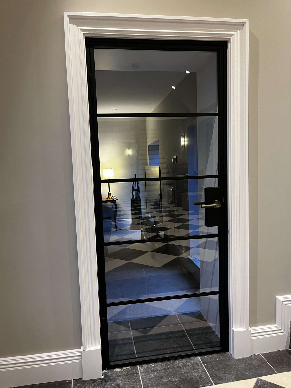 Luxe Grid – Single Hinged Door with Knob and Frame – internal steel and glass door, photo 4